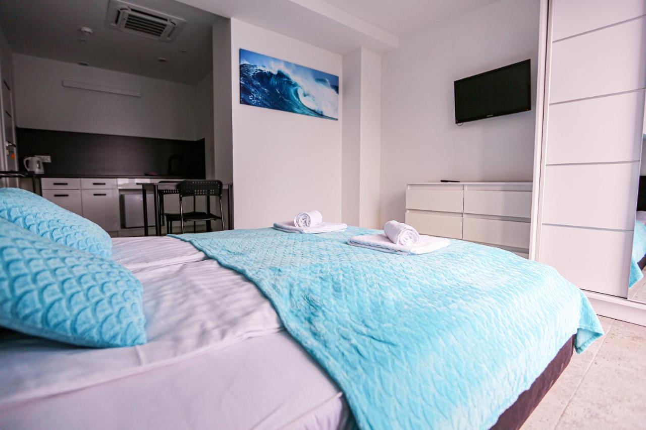 Apart Baltyk Pokoje & Apartamenty Леба Экстерьер фото