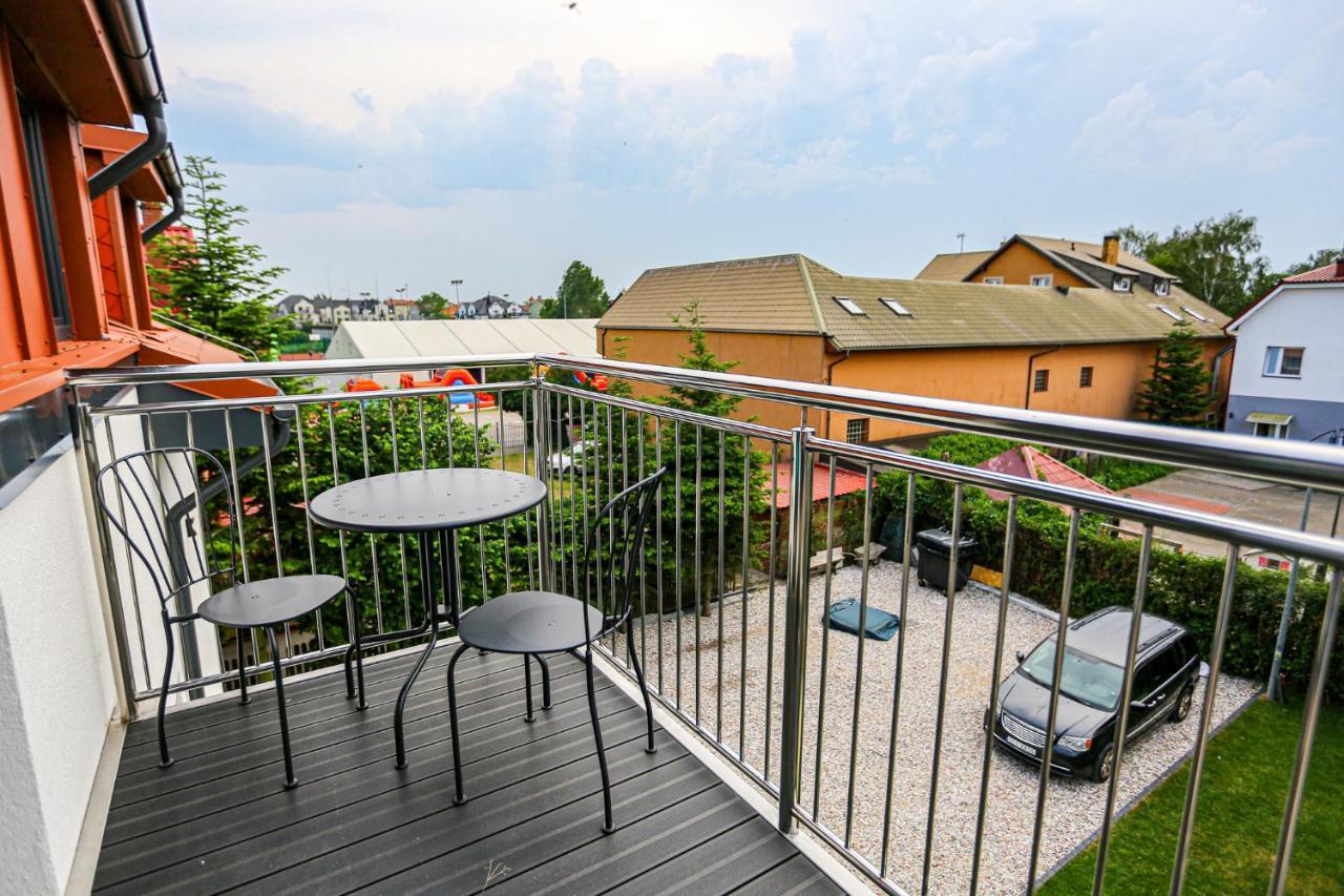 Apart Baltyk Pokoje & Apartamenty Леба Экстерьер фото
