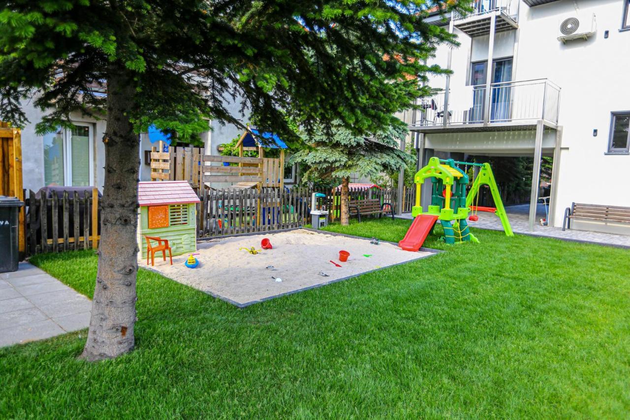 Apart Baltyk Pokoje & Apartamenty Леба Экстерьер фото