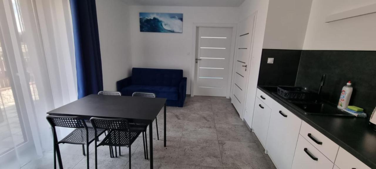 Apart Baltyk Pokoje & Apartamenty Леба Экстерьер фото